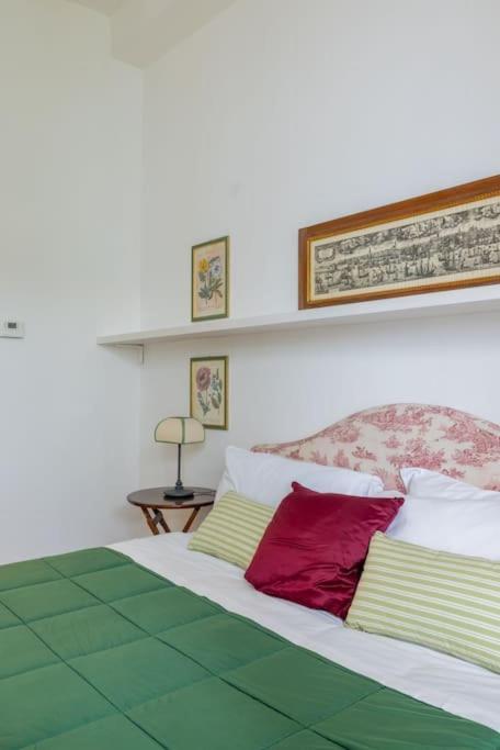 Colosseum Charming Apartment โรม ภายนอก รูปภาพ